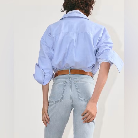 Everlane Organic The Original Cheeky Jean - Picture 10 of 11